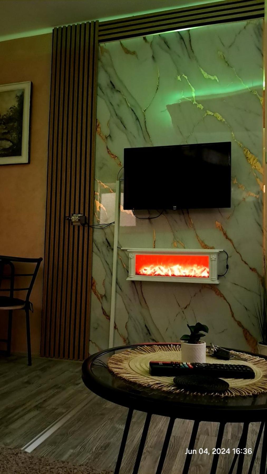 Apartman Iva Zaječar Buitenkant foto