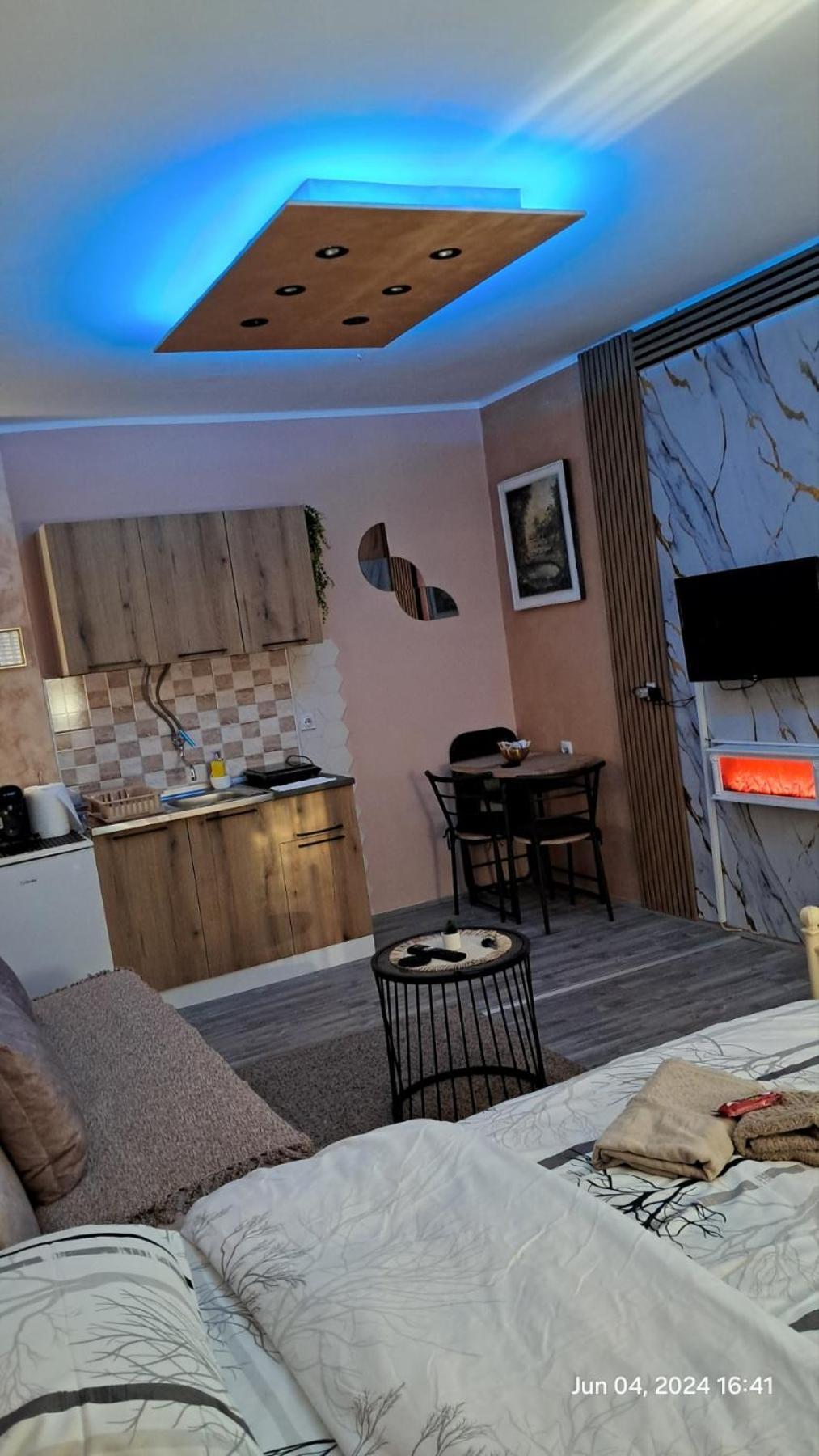 Apartman Iva Zaječar Buitenkant foto