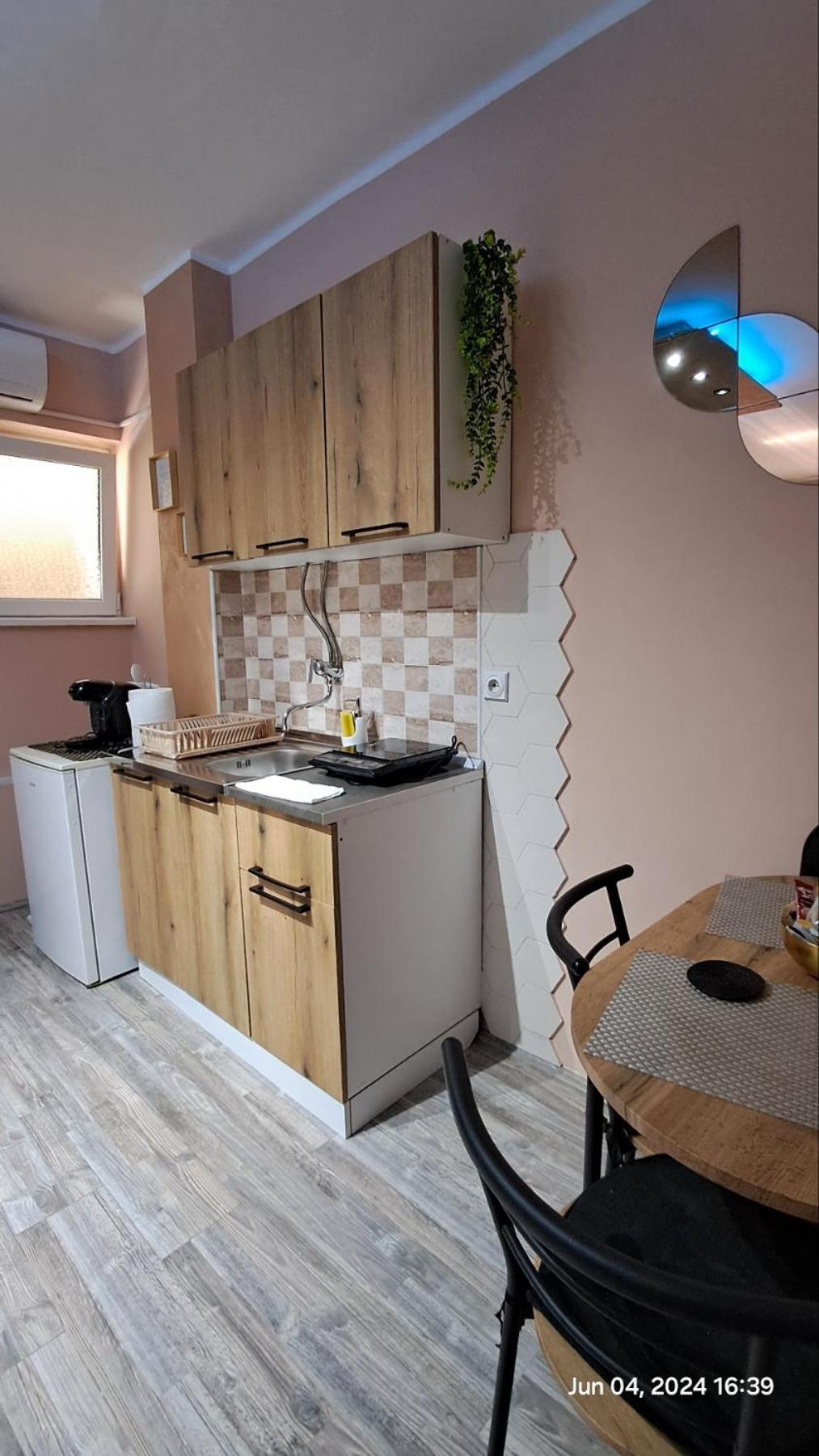 Apartman Iva Zaječar Buitenkant foto